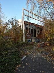 Zerstörung an einem Nebengebäude