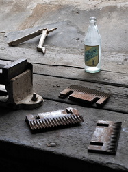 Metall-Hobel und Selters